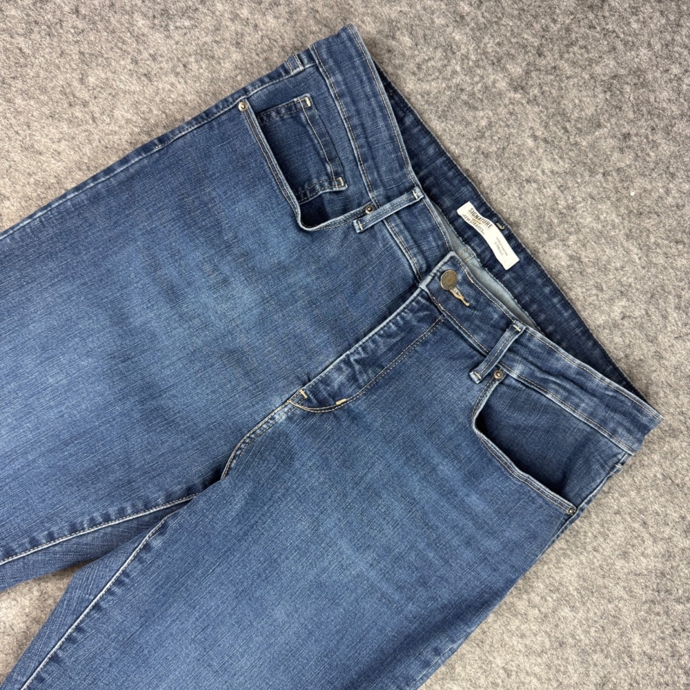Signature by Levi Strauss Totally Shaping Straight Jeans Blue 16M W33 L30